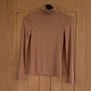 Women's Tan Long Sleeve Top